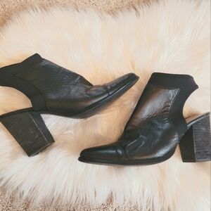 Vince Camuto Samera Bootie 10